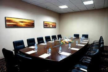 Sprot-Life Garden Hotel Wuhan Bagian luar foto