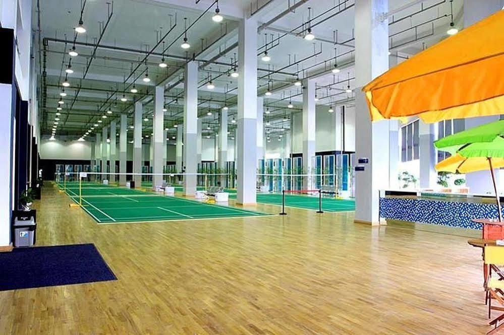 Sprot-Life Garden Hotel Wuhan Bagian luar foto